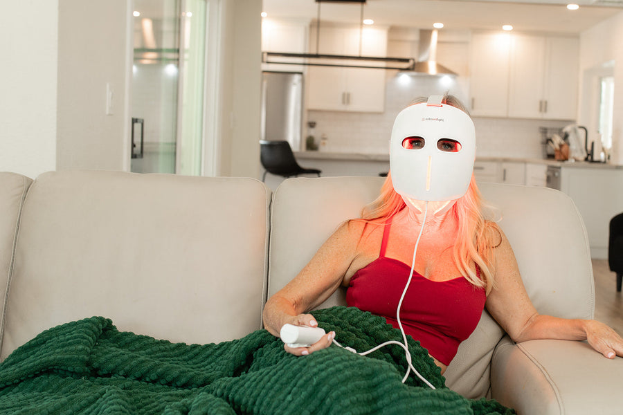 Red Light Therapy Masks: How They Work and What the Research Shows