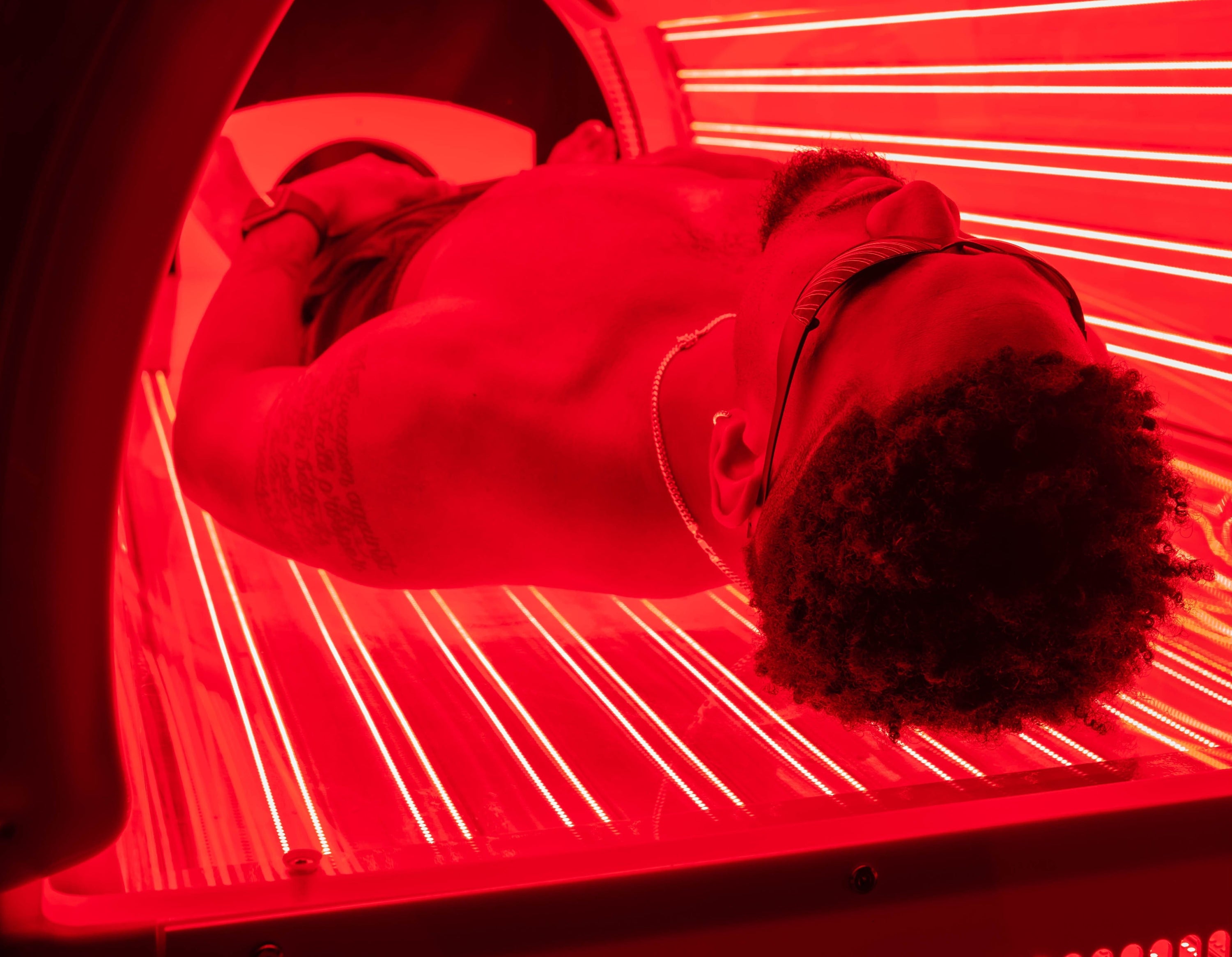 Red Light Therapy vs. Tanning Beds