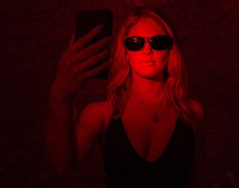 Ways to Combat Chronic Stress with Red Light Therapy